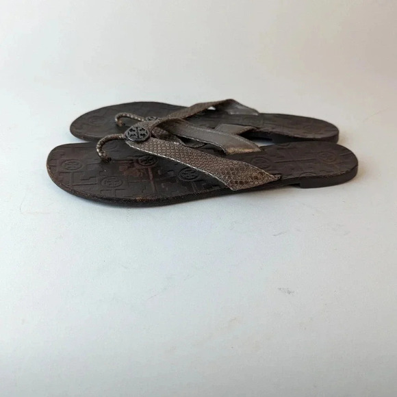 Tory Burch Thora Metallic Snakeskin Leather Flip Flops / 9 - Picture 3 of 10